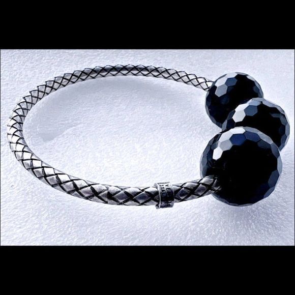 BOTTEGA VENETA Triple Onyx Bead Intrecciato Sterling Silver Bangle Bracelet - Picture 5 of 9
